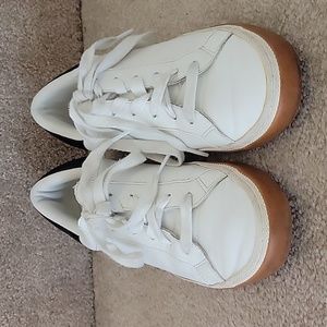 Target Brand Sneakers white woman's 7